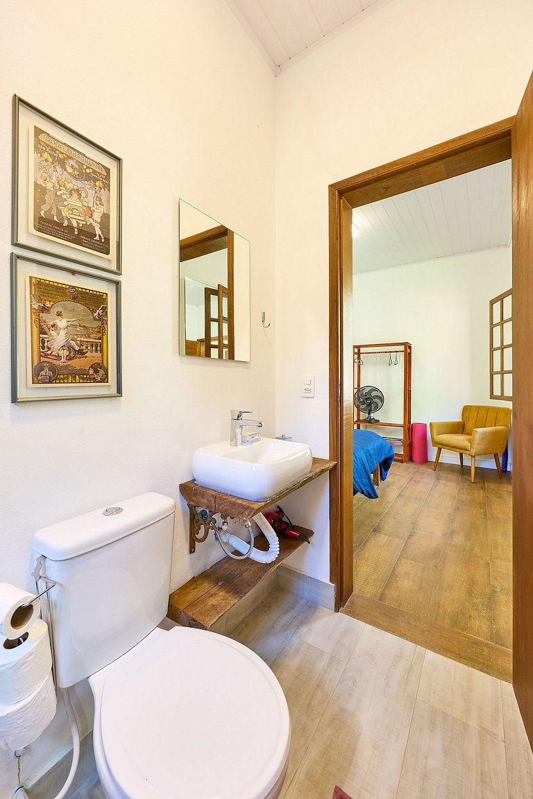 The Yellow House - Country Villa