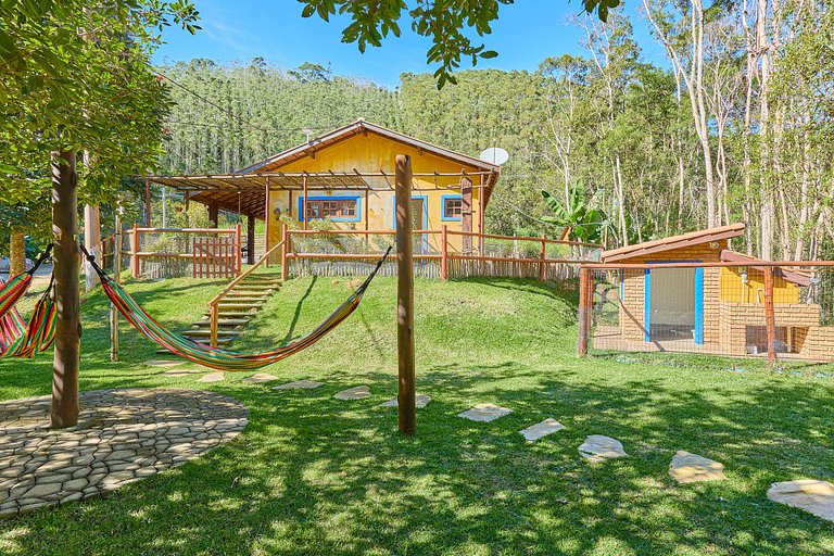 The Yellow House - Country Villa