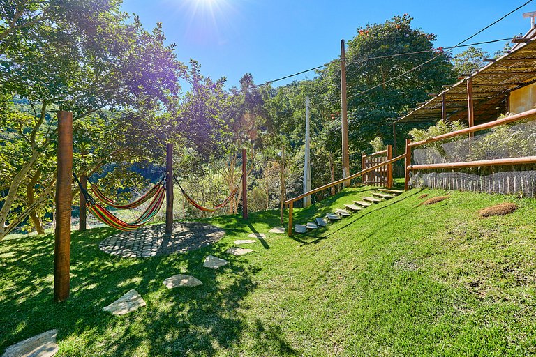 The Yellow House - Country Villa
